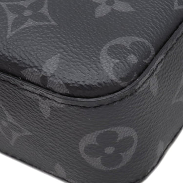 ルイヴィトン LOUIS VUITTON トリオ メッセンジャー M69443 モノグラムエクリプス モノグラムエクリプス モノグラムエクリプスリバースキャンバス ショルダーバッグ シルバー金具 黒 グレー