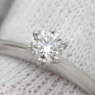 ティファニー Tiffany & Co ソリティア ダイヤリング プラチナシルバー Pt950 ダイヤモンド リング 指輪 T＆Co. 一粒 1P 立爪 0.24ct プラチナ950 9号