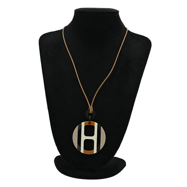 エルメス HERMES Hエキップ H057087FL01 サーブル バッファローホーン レザー ラッカー ネックレス シルバー金具 茶 白 ベージュ