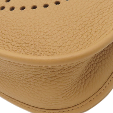 エルメス HERMES エヴリン3 23 ビスキュイ トリヨンクレマンス ショルダーバッグ シルバー金具 新品 未使用 茶 エブリン 2025年製