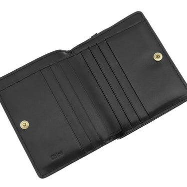クロエ Chloe センス コンパクト ウォレット CHC23SP867I10001 ブラック レザー 二つ折り財布 ゴールド金具 黒 ロゴ刺繍 小銭入れ 札入れ Sense