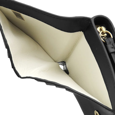 クロエ Chloe センス コンパクト ウォレット CHC23SP867I10001 ブラック レザー 二つ折り財布 ゴールド金具 黒 ロゴ刺繍 小銭入れ 札入れ Sense