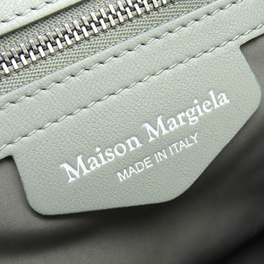 メゾン マルタン マルジェラ MAISON MARTIN MARGIELA グラムスラム SB3WG0024 ライトスモークグレー レザー ショルダーバッグ シルバー金具 Glam Slam ホーボー キルティング