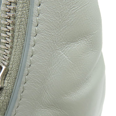 メゾン マルタン マルジェラ MAISON MARTIN MARGIELA グラムスラム SB3WG0024 ライトスモークグレー レザー ショルダーバッグ シルバー金具 Glam Slam ホーボー キルティング