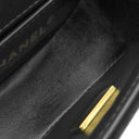 シャネル CHANEL ハーフムーン ブラック ベルベット ショルダーバッグ ゴールド金具 チェーンバッグ