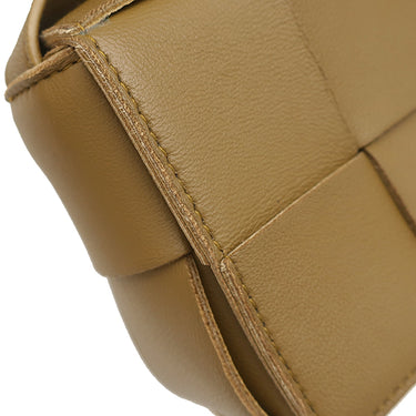 ボッテガヴェネタ BOTTEGA VENETA キャンディ カセット マキシイントレチャート 666688 ブラウン ラムスキン ショルダーバッグ ゴールド金具 クロスボディ