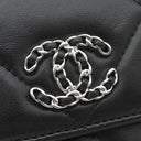 シャネル CHANEL CHANEL19 チェーンクラッチ AP3067 ブラック ラムスキン チェーンウォレット シルバー金具