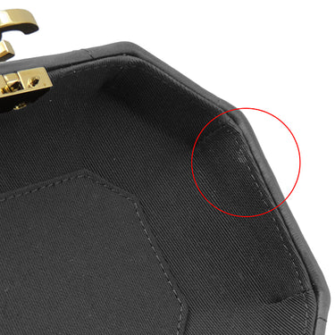 シャネル CHANEL マトラッセ スモール バニティ バッグ ブラック レザー ショルダーバッグ ゴールド金具 黒 ココマーク チェーン