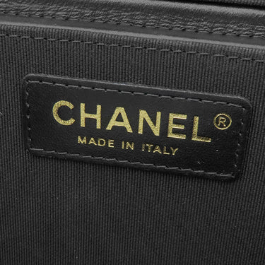 シャネル CHANEL マトラッセ スモール バニティ バッグ ブラック レザー ショルダーバッグ ゴールド金具 黒 ココマーク チェーン