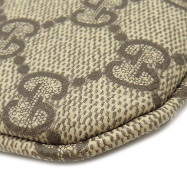 グッチ GUCCI GGエンブレム スモール ショルダー 820696 ブラック×ベージュ GGスプリームキャンバス ショルダーバッグ シルバー金具