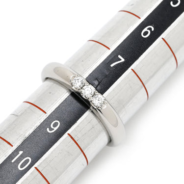 ミキモト MIKIMOTO ダイヤ 0.10ct バンドリング プラチナシルバー Pt950 ダイヤモンド リング 指輪 プラチナ 一文字 3Pダイヤ 甲丸 8号