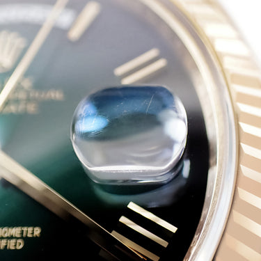 腕時計 ロレックス ROLEX デイデイト 40 228238 ランダム番 自動巻き メンズ メーカーOH済 ランダム番 K18YG無垢 グリーン オンブレ ローマン