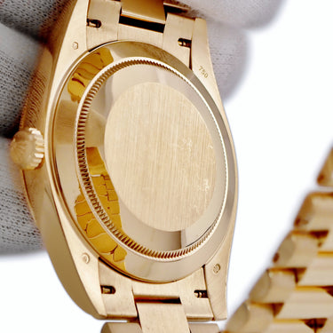 腕時計 ロレックス ROLEX デイデイト 40 228238 ランダム番 自動巻き メンズ メーカーOH済 ランダム番 K18YG無垢 グリーン オンブレ ローマン
