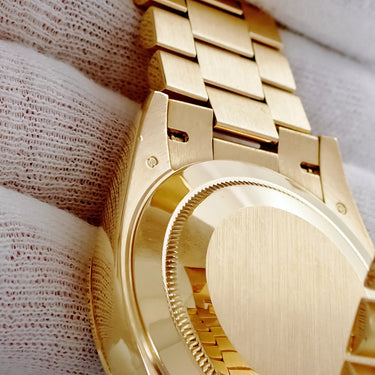腕時計 ロレックス ROLEX デイデイト 40 228238 ランダム番 自動巻き メンズ メーカーOH済 ランダム番 K18YG無垢 グリーン オンブレ ローマン