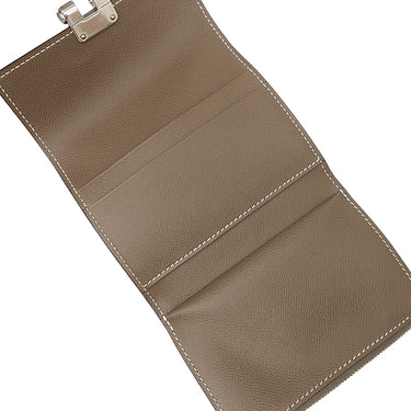 エルメス HERMES シャルニエール コンパクト エトゥープ レザー ヴォーマダム 三つ折り財布 シルバー金具 新品 未使用 グレージュ 2025年製