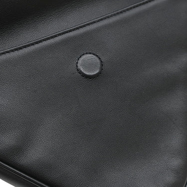 セリーヌ CELINE トライアングルバッグ ブラック レザー ショルダーバッグ シルバー金具 ポシェット ロゴプリント 黒