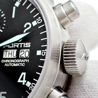 腕時計 フォルティス Fortis フリーガー クラシック クロノグラフ 597.11.11M 自動巻き メンズ ブラック デイデイト アラビア