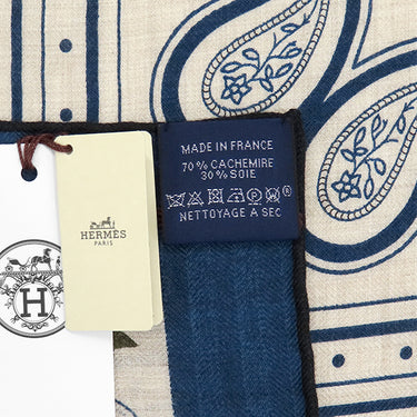 エルメス HERMES カレ140 カレジェアン H244394S ブルーペトロール×ナチュラル×ブラック カシミヤ シルク ストール 新品 未使用 【グランアパラ バンダナ】