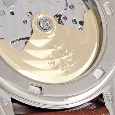 腕時計 パテックフィリップ PATEK PHILIPPE カラトラバ 5107G-001 自動巻き メンズ K18WG無垢 シルバー デイト バー シースルーバック