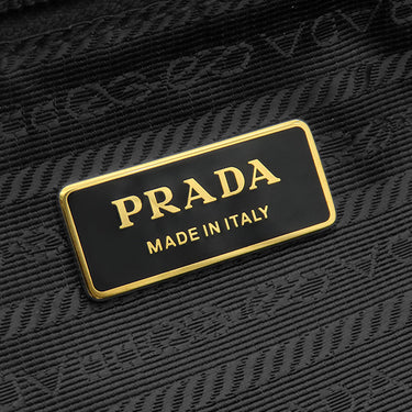 プラダ PRADA リボン ナイロン トート 1BG052 NERO ナイロン トートバッグ ゴールド金具 黒 ロゴ JACQUARD FIOCCO