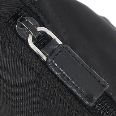 プラダ PRADA 三角ロゴ ショルダー BT0421 ブラック ナイロン ショルダーバッグ シルバー金具 黒 斜め掛け ナイロンバッグ