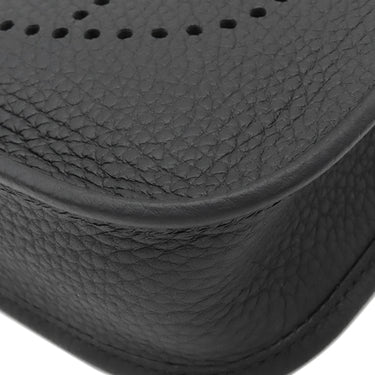 エルメス HERMES エヴリン TPM 16 ロング ブラック トリヨンクレマンス ショルダーバッグ シルバー金具 新品 未使用 黒 エブリン 2026年製