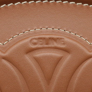 セリーヌ CELINE オーバルパース キュイル トリオンフ 10I703DPQ.02TR タン レザー ショルダーバッグ ゴールド金具 茶 ミニショルダー ポシェット