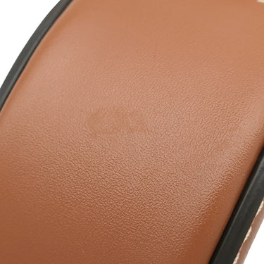 セリーヌ CELINE オーバルパース キュイル トリオンフ 10I703DPQ.02TR タン レザー ショルダーバッグ ゴールド金具 茶 ミニショルダー ポシェット