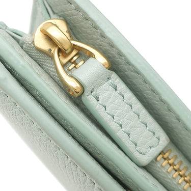 ヴァレンティノ VALENTINO ガラヴァーニ Vロゴ シグネチャー 6W2P0AJ5SNP_WTW スカイグレー カーフ 二つ折り財布 ゴールド金具 水色 小銭入れ コンパクト