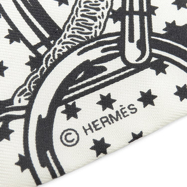エルメス HERMES ツイリー H062978S ホワイト×マリン×ブラック シルク スカーフ 新品 未使用 【EPERON D'OR/エプロンドール】