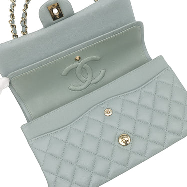シャネル CHANEL マトラッセ 25 ダブルフラップ A01112 グリーン キャビアスキン ショルダーバッグ ゴールド金具 チェーンショルダー