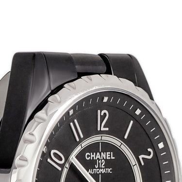 腕時計 シャネル CHANEL J12-365 H3836 自動巻き メンズ ブラック ギョーシェ デイト アラビア スモールセコンド J12
