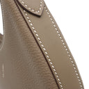 エルメス HERMES プティ アルソン エトゥープ トゴ ヴォースイフト ショルダーバッグ シルバー金具 グレージュ ハーフムーン 2024年製