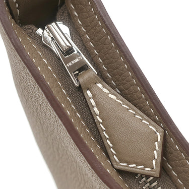 エルメス HERMES プティ アルソン エトゥープ トゴ ヴォースイフト ショルダーバッグ シルバー金具 グレージュ ハーフムーン 2024年製
