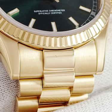 腕時計 ロレックス ROLEX デイデイト 36 118238 D番 自動巻き メンズ D番 K18YG無垢 グリーン サンレイ プレジデントブレス