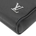 ルイヴィトン LOUIS VUITTON メッセンジャーPPM M30265 ノワール タイガ ショルダーバッグ シルバー金具 黒