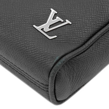 ルイヴィトン LOUIS VUITTON メッセンジャーPPM M30265 ノワール タイガ ショルダーバッグ シルバー金具 黒