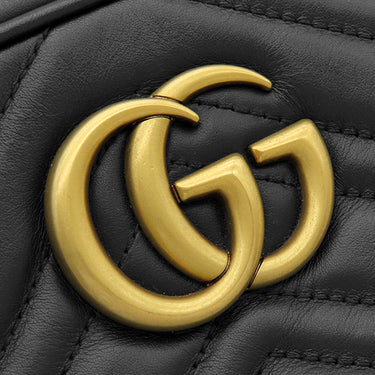 グッチ GUCCI GGマーモント スモール カメラバッグ 447632 ブラック レザー シェブロンキルティングレザー ショルダーバッグ ヴィンテージ金具 黒 ショルダー キルティング