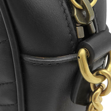 グッチ GUCCI GGマーモント スモール カメラバッグ 447632 ブラック レザー シェブロンキルティングレザー ショルダーバッグ ヴィンテージ金具 黒 ショルダー キルティング
