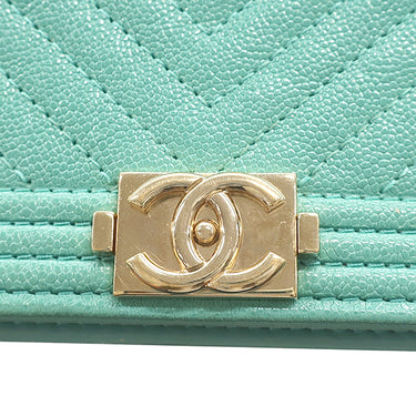 シャネル CHANEL ボーイシャネル チェーンウォレット ターコイズ キャビアスキン チェーンウォレット ゴールド金具
