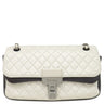 シャネル CHANEL マトラッセ チェーンショルダー ホワイト×ブラック レザー ショルダーバッグ ガンメタル金具 メタリック ダブルフラップ