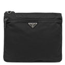 プラダ PRADA 三角ロゴ ショルダー ブラック ナイロン ショルダーバッグ シルバー金具 黒 斜め掛け ナイロンバッグ