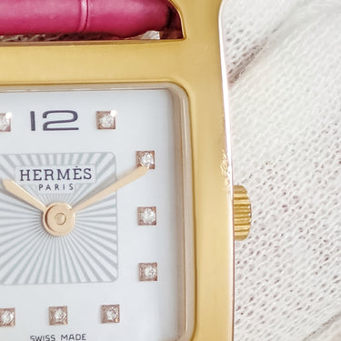 腕時計 エルメス HERMES Hウォッチ PM HH1.202 W053356WW00 クオーツ レディース 純正ダイヤ ホワイト シェル H型 スクエア