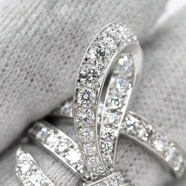 ヴァンクリーフアーペル Van Cleef & Arpels リボンモチーフ パヴェダイヤ ホワイトゴールド K18WG ダイヤモンド リング 指輪 18K 750 WG 立体デザイン 結び目 8.5号