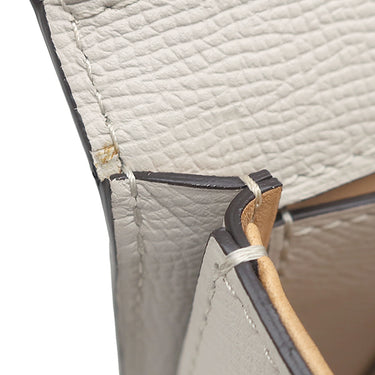 デルヴォー DELVAUX ランゴー AA0596BKN040JDG ライトグレー レザー ショルダーバッグ ゴールド金具 ショルダー D型 カード入れ