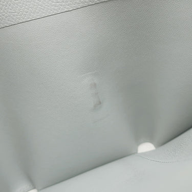 エルメス HERMES ベアン コンビネ ブルーグラシエ ヴォーエプソン 三つ折り財布 シルバー金具 青 グレー 2025年製