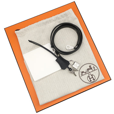 エルメス HERMES ケリー25 外縫い ブラック ヴォーエプソン 2WAYバッグ シルバー金具 新品 未使用 黒 2026年製