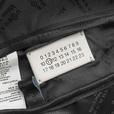 メゾン マルタン マルジェラ MAISON MARTIN MARGIELA 4ステッチ ステレオタイプ ブラック ポリウレタン ボディバッグ ブラック金具 黒 バムバッグ ベルトバッグ