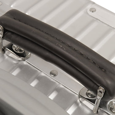 リモワ RIMOWA クラシック フライト 97153004 シルバー アルミ プラスチック キャリーバッグ キャリーケース 4輪 35L TSAロック 機内持ち込み可