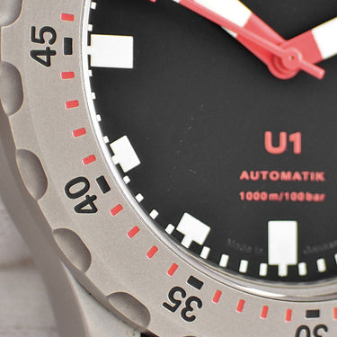 腕時計 ジン SINN U1 オートマティック 1010.U1 自動巻き メンズ ブラック ダイバーズ 高硬度テギメント加工ベゼル